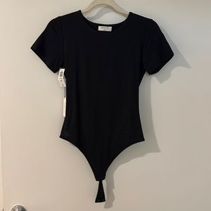 Aritzia Babaton Contour bodysuit